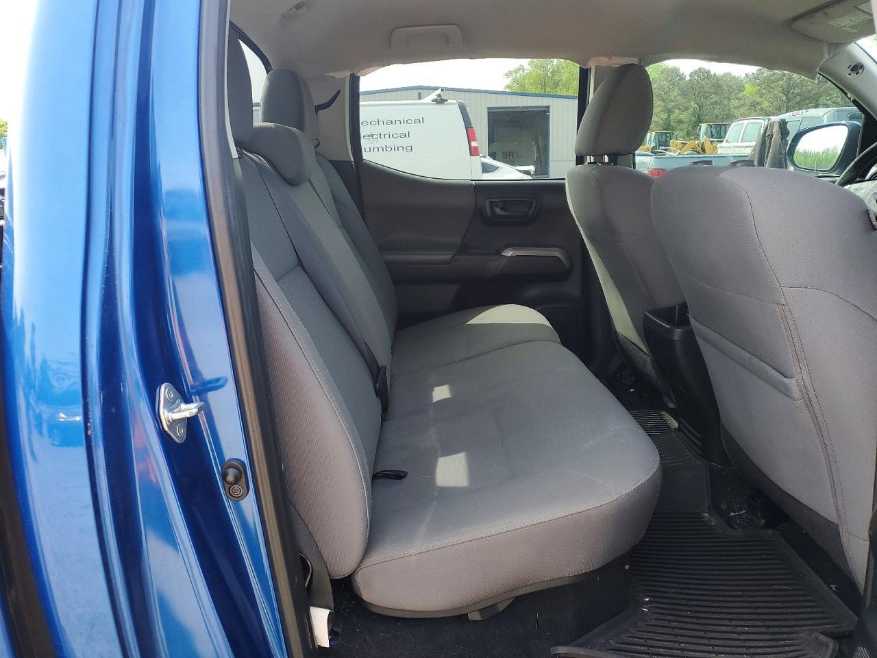 2018 Toyota Tacoma SR5 V6