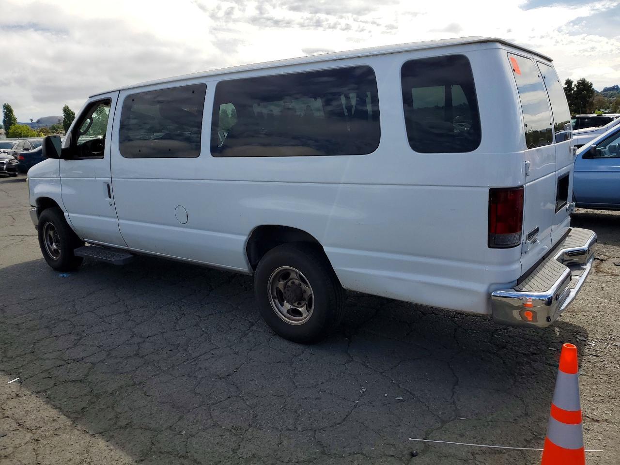 2008 Ford Econoline E350 Super Duty Wagon