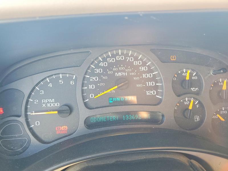 2004 Chevrolet Tahoe C1500