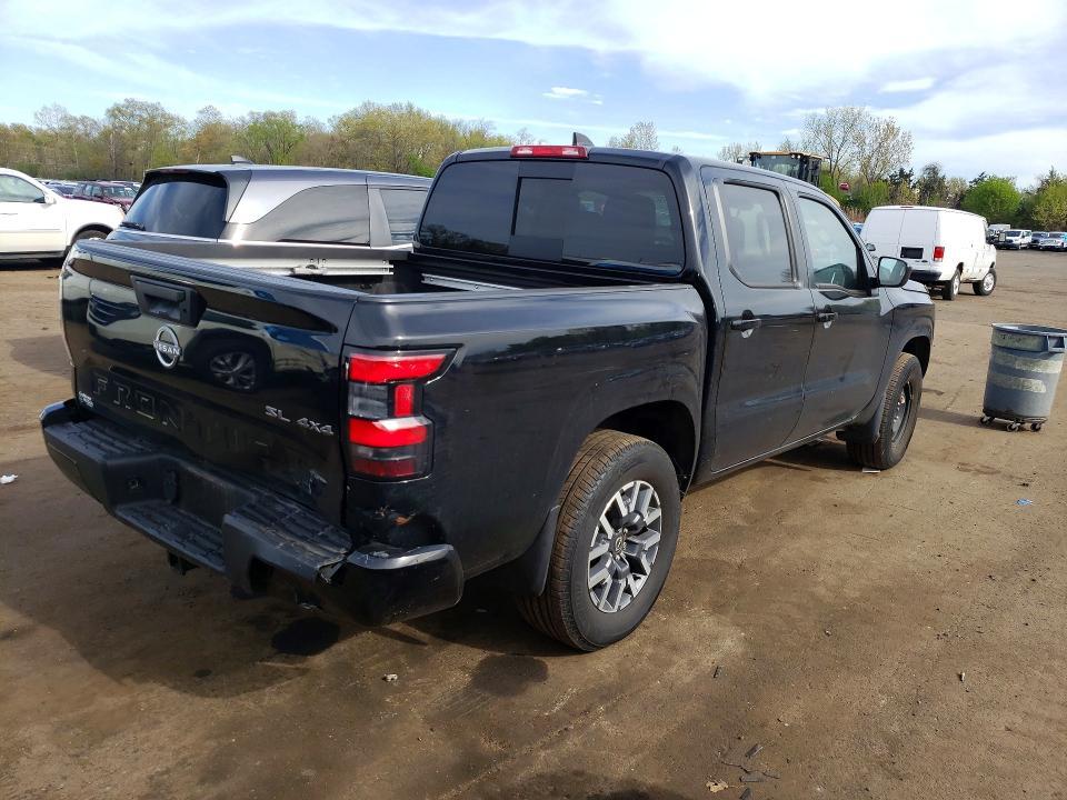 2024 Nissan Frontier SL
