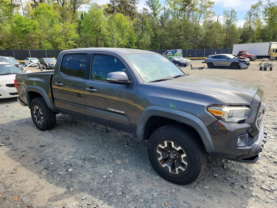 2016 Toyota Tacoma trd Off-road