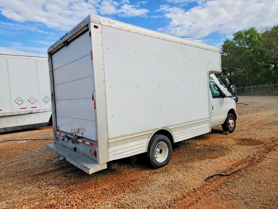 2006 Ford E450 box Truck