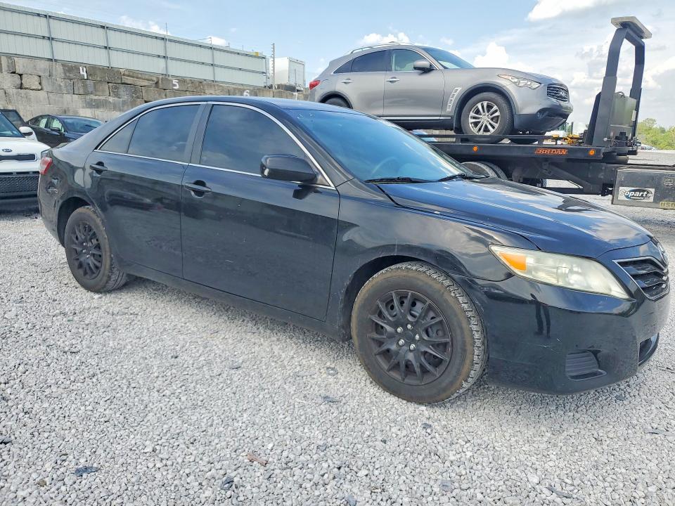 2011 Toyota Camry le