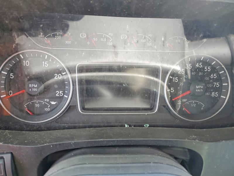 2025 International LT625