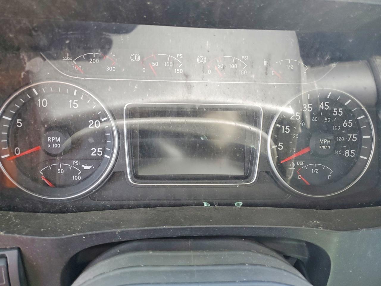 2025 International LT625