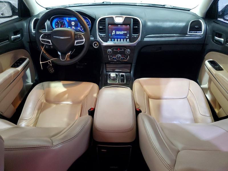 2017 Chrysler 300 Limited