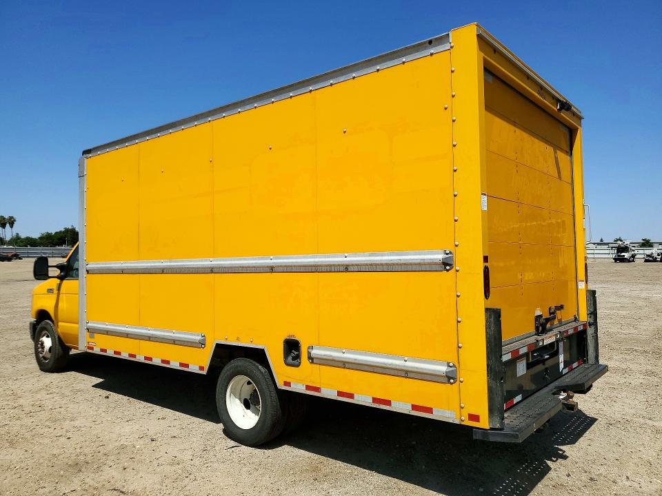 2022 Ford E350 BOX Truck