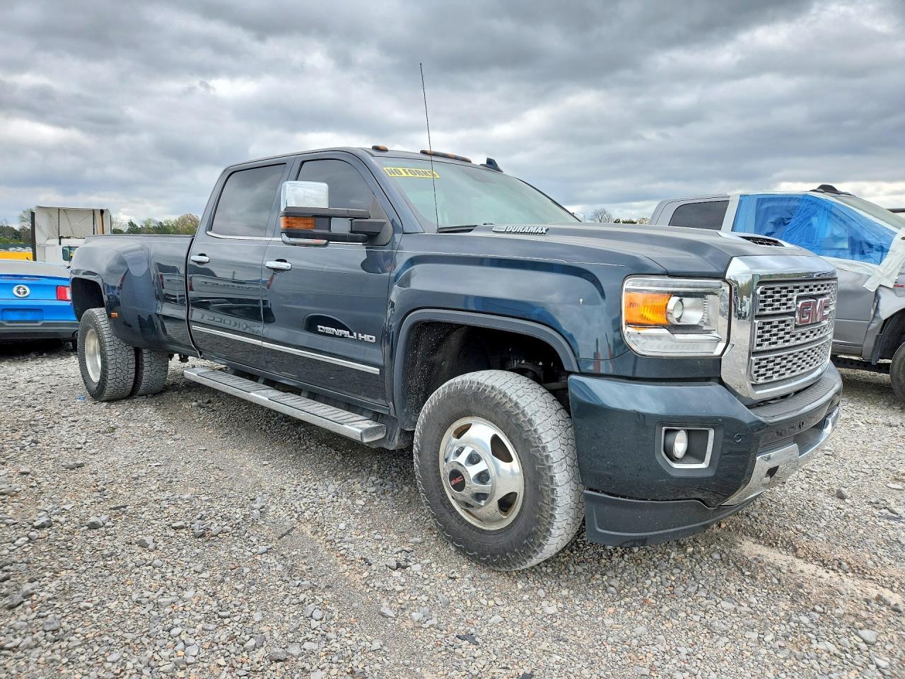 2019 GMC Sierra K3500 Denali