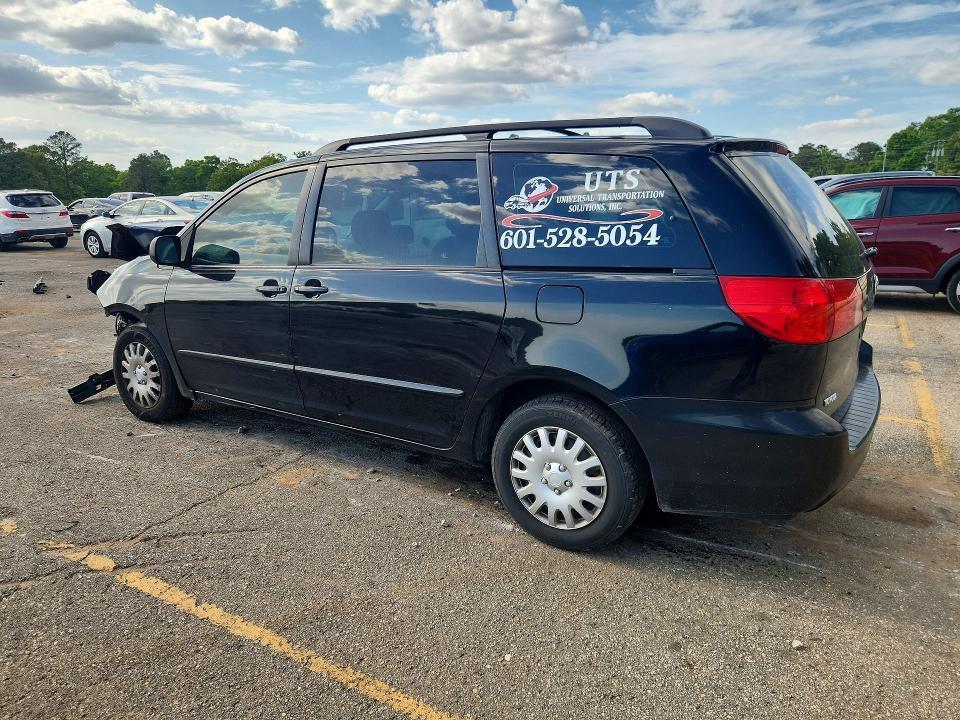 2008 Toyota Sienna ce 7-passenger