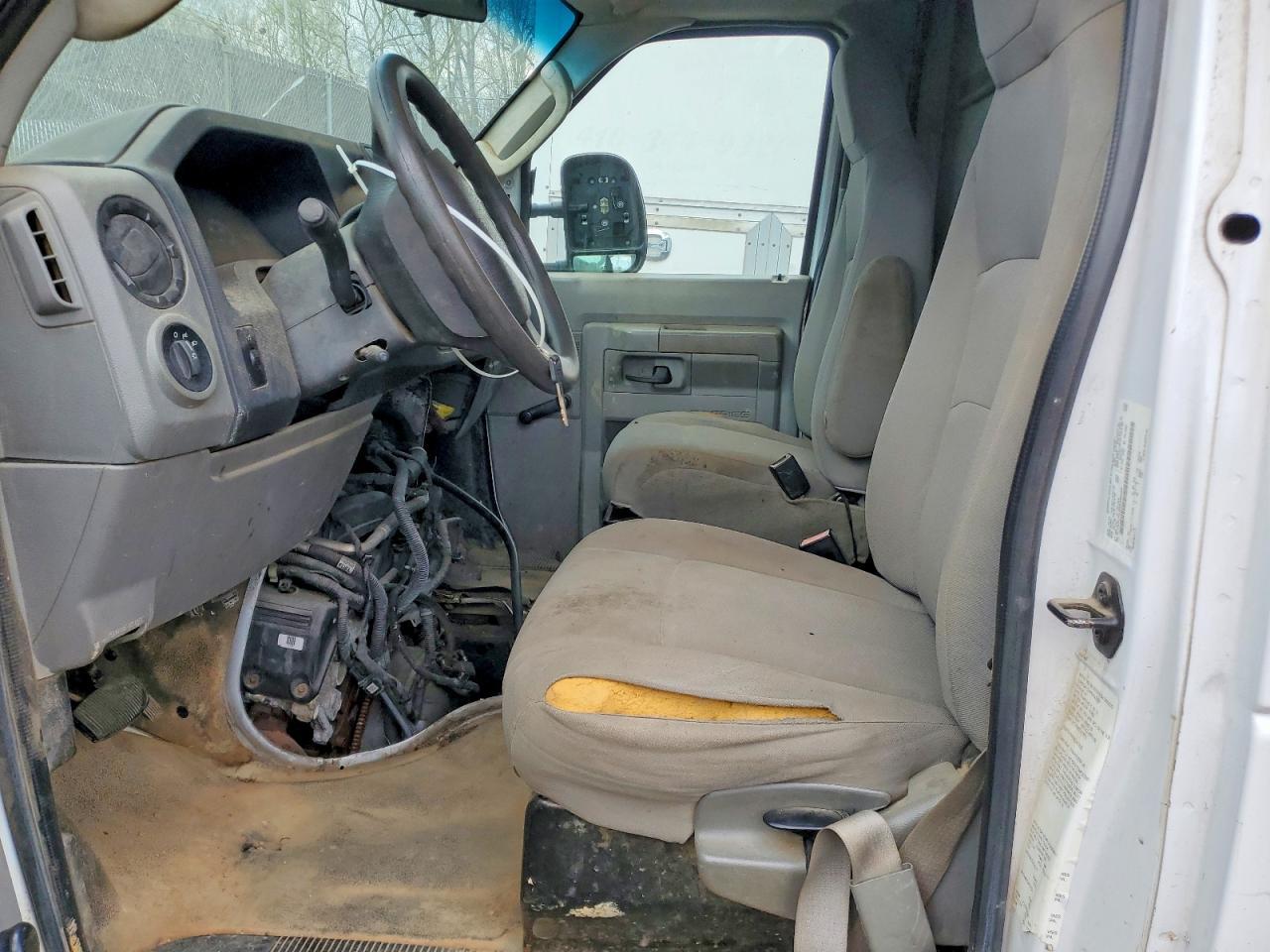 2013 Ford E350 Utility / Service Truck