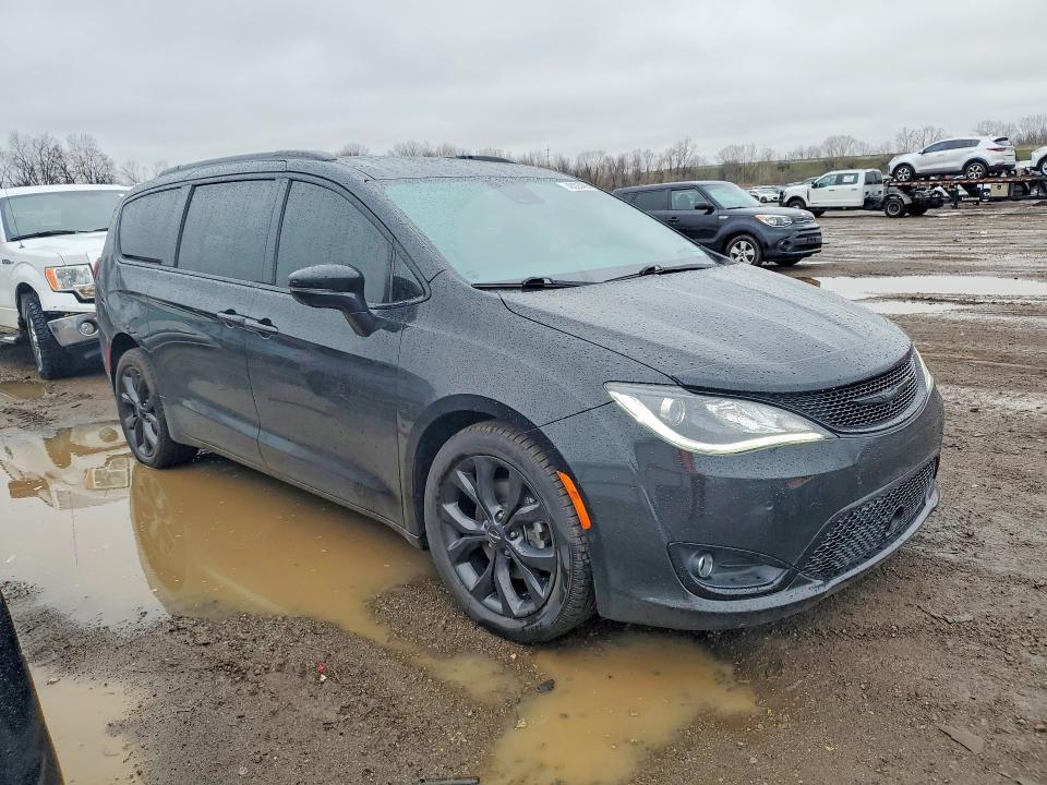 2018 Chrysler Pacifica Limited