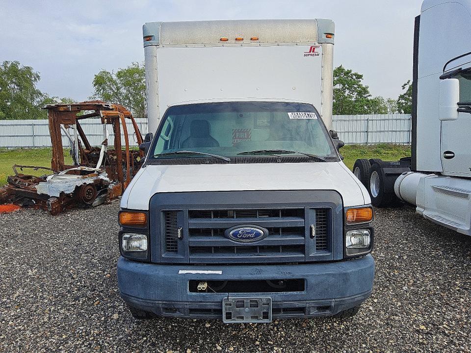 2013 Ford E350 BOX Truck