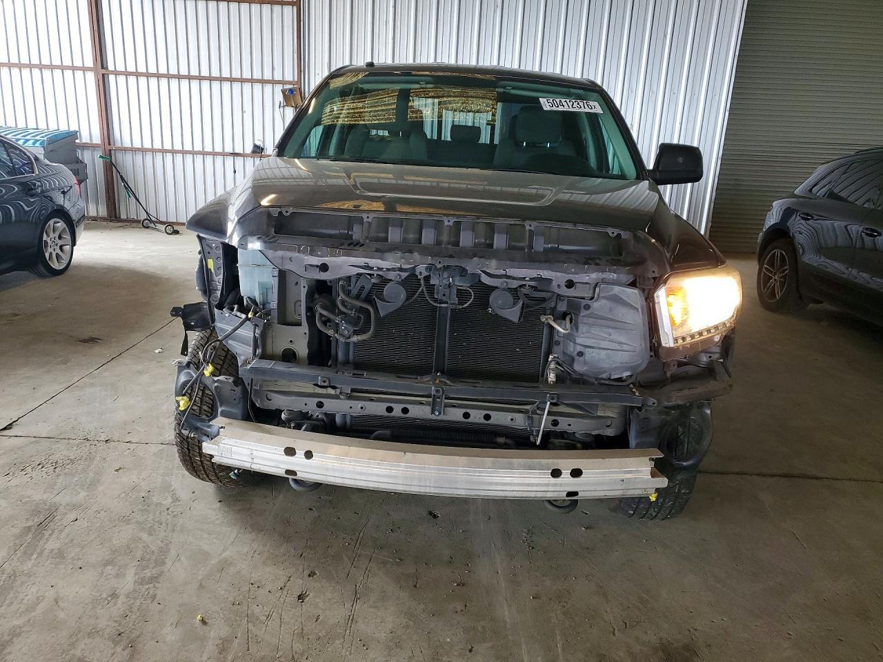 2017 Toyota Tundra SR5