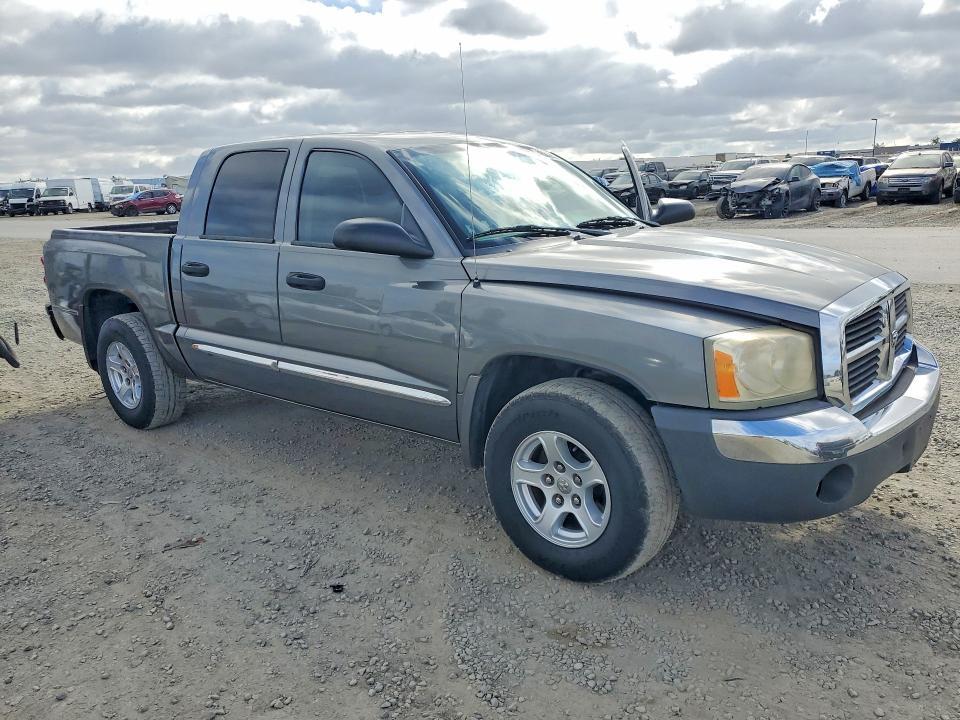 2005 Dodge Dakota