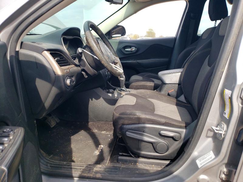 2015 Jeep Cherokee Sport