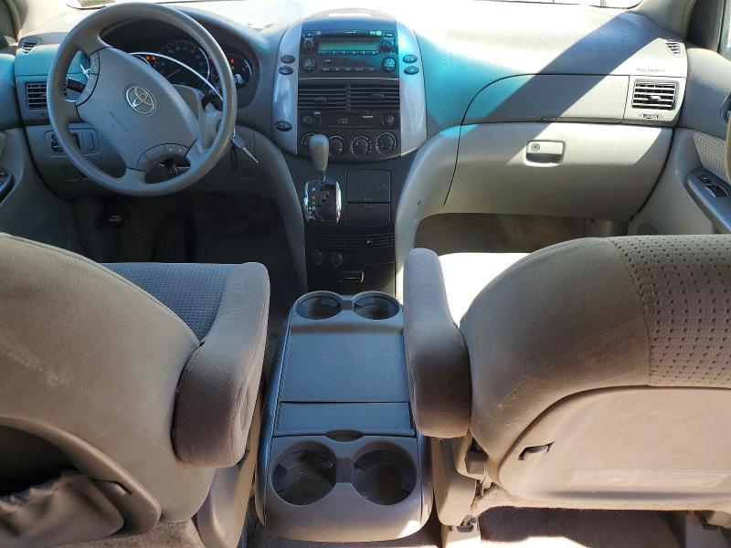 2008 Toyota Sienna le