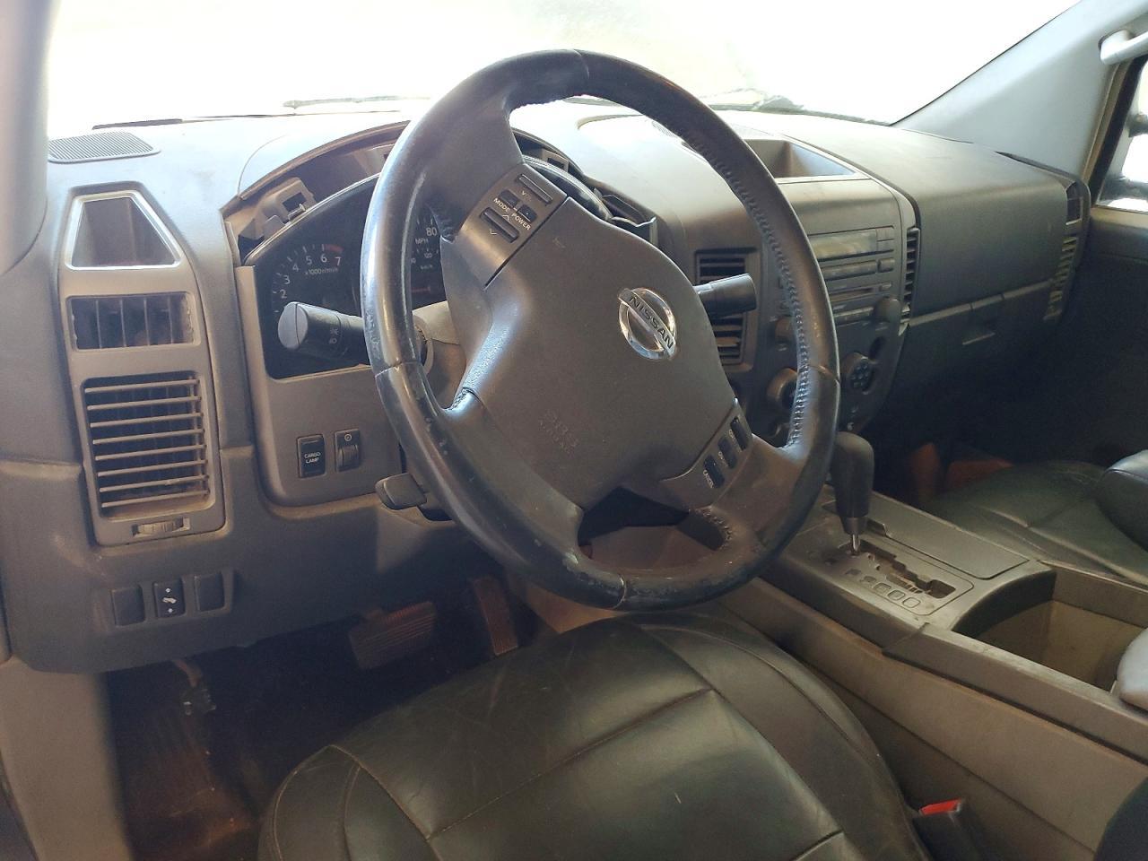 2004 Nissan Titan XE
