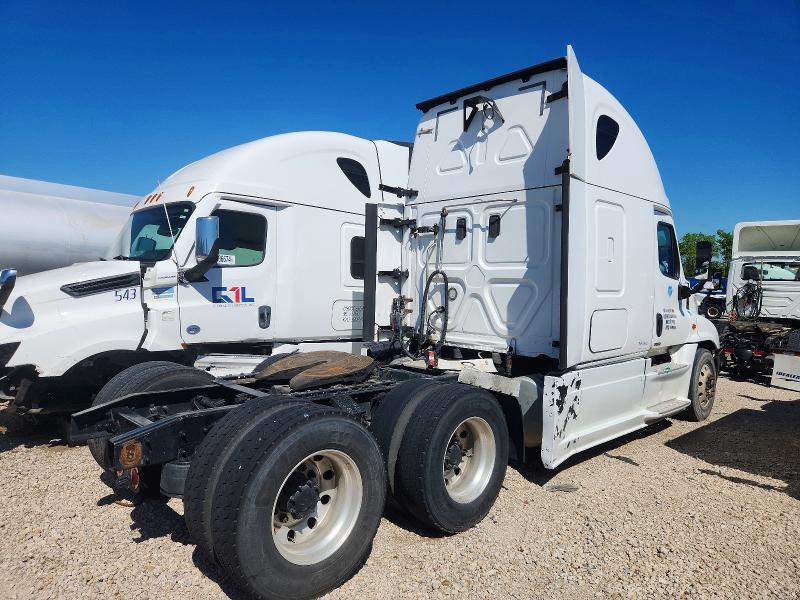 2017 Freightliner Cascadia 125 Semi Truck