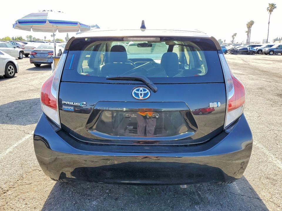 2016 Toyota Prius c Persona Special Edition
