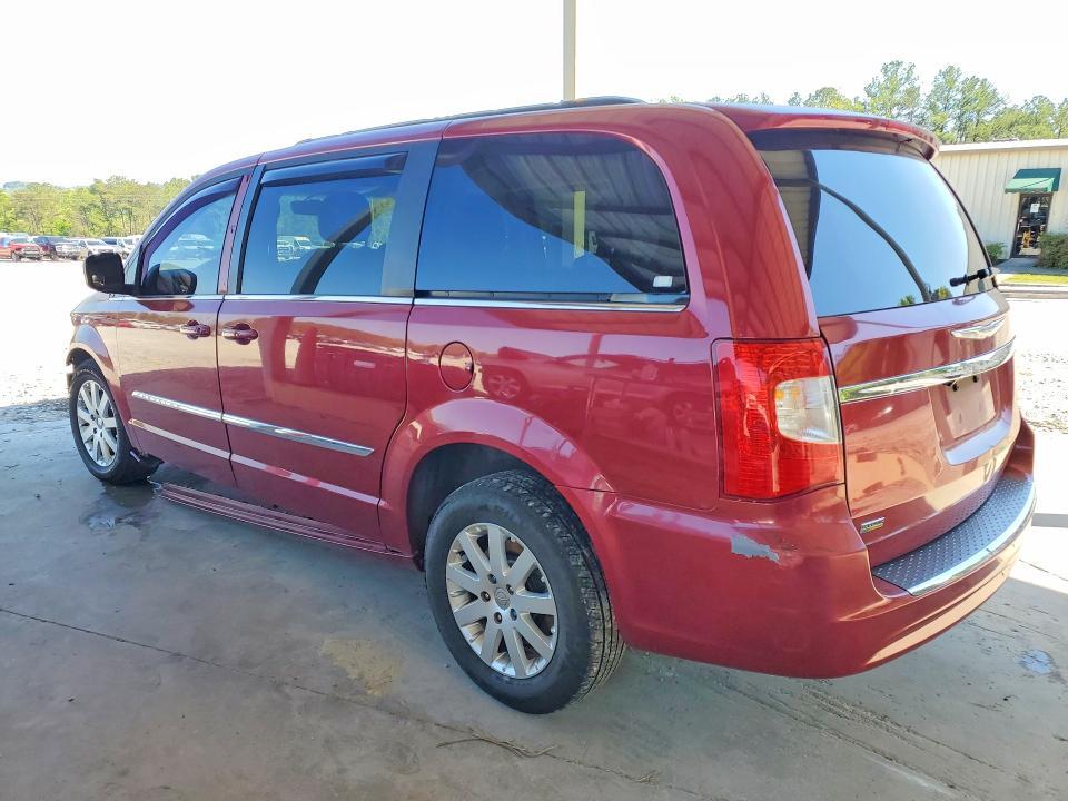 2013 Chrysler Town & Country Touring