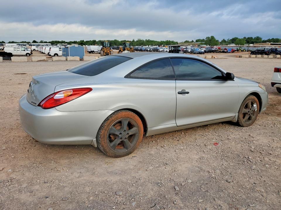2004 Toyota Camry Solara sle V6