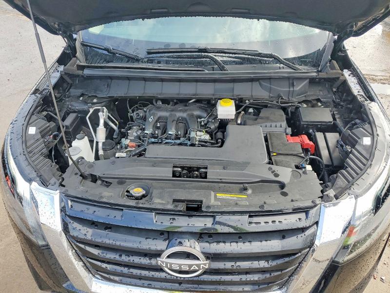 2025 Nissan Pathfinder s