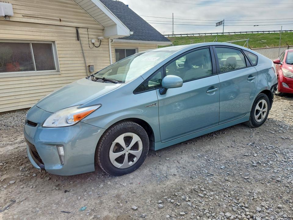 2013 Toyota Prius Three