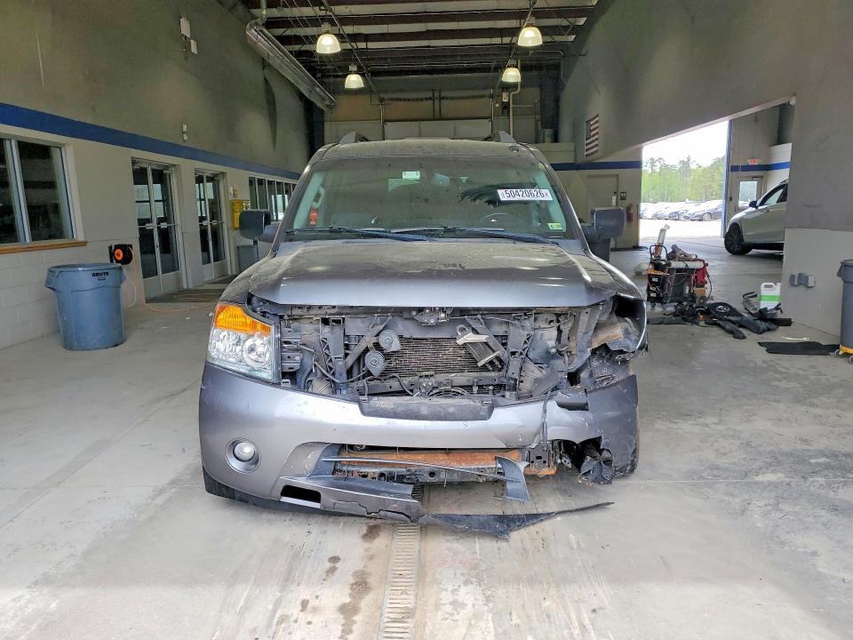 2015 Nissan Armada sv