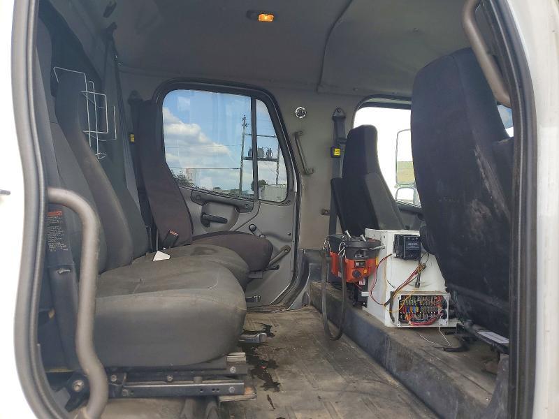 2012 Freightliner M2 106 Heavy Duty