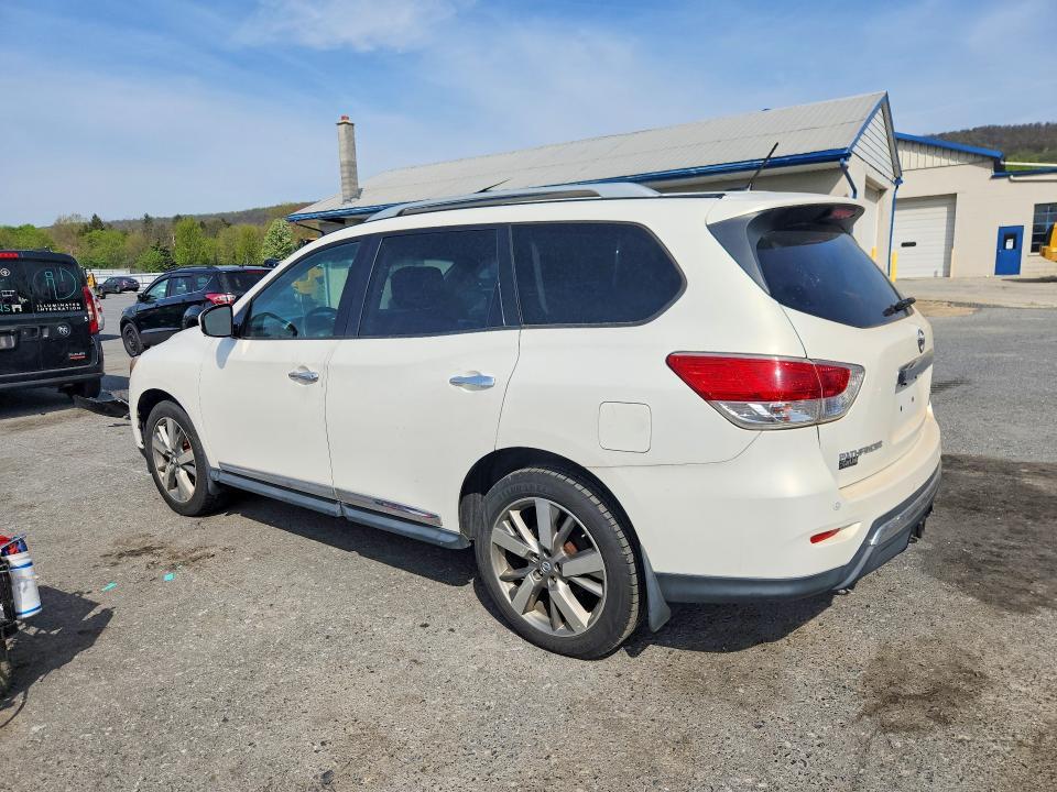 2013 Nissan Pathfinder s