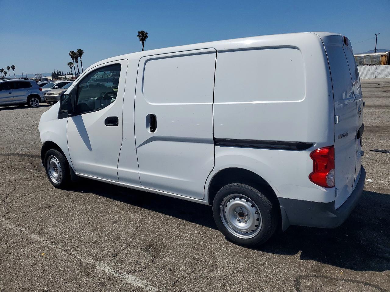2021 Nissan NV200 S