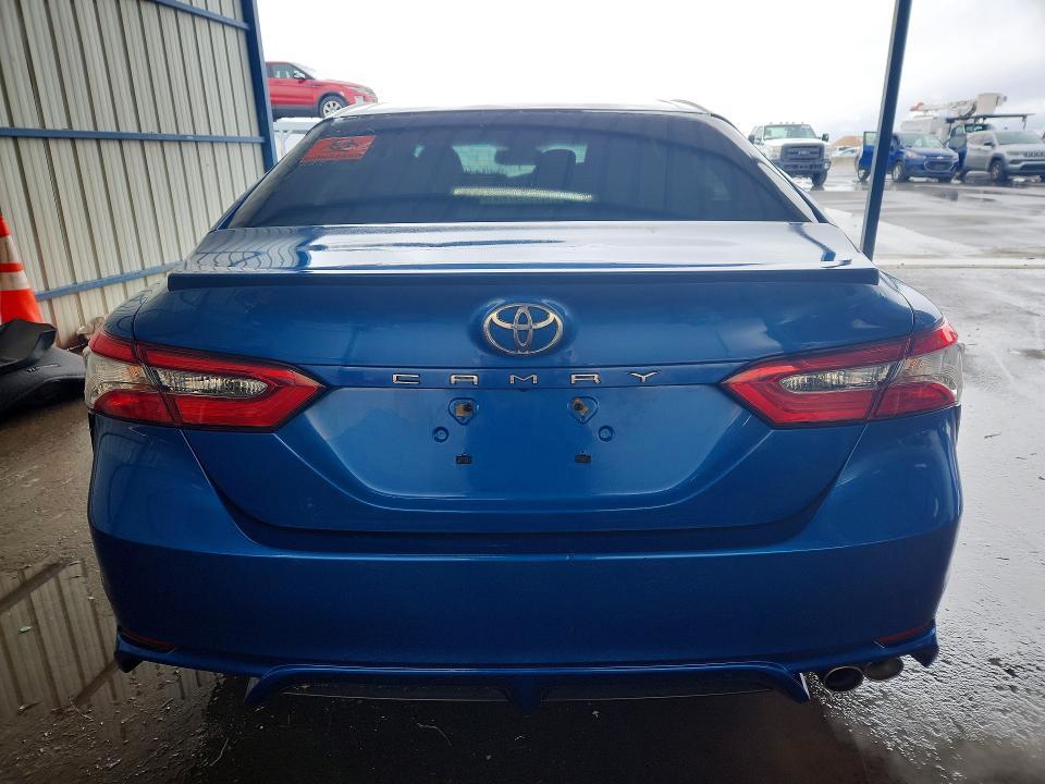 2018 Toyota Camry se