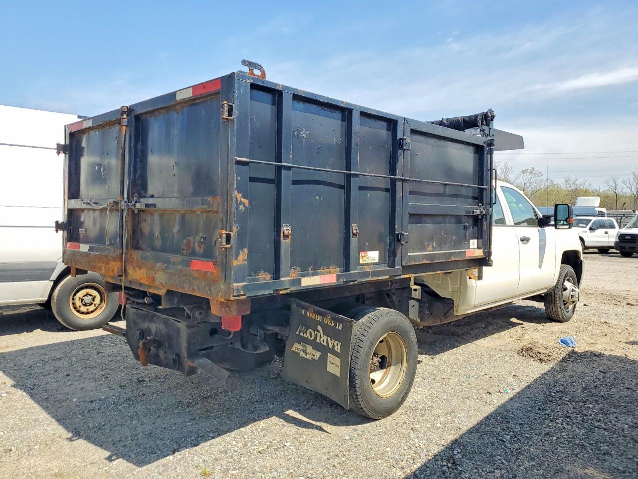 2017 Chev Rolet Silverado Dump Truck