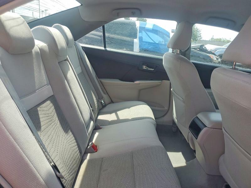 2013 Toyota Camry Hybrid le