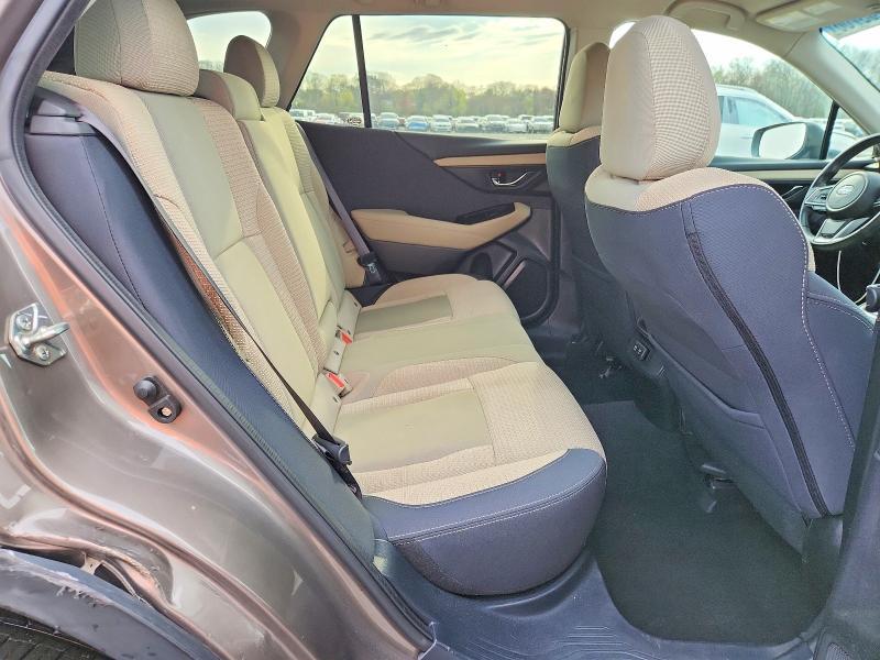 2021 Subaru Outback Premium