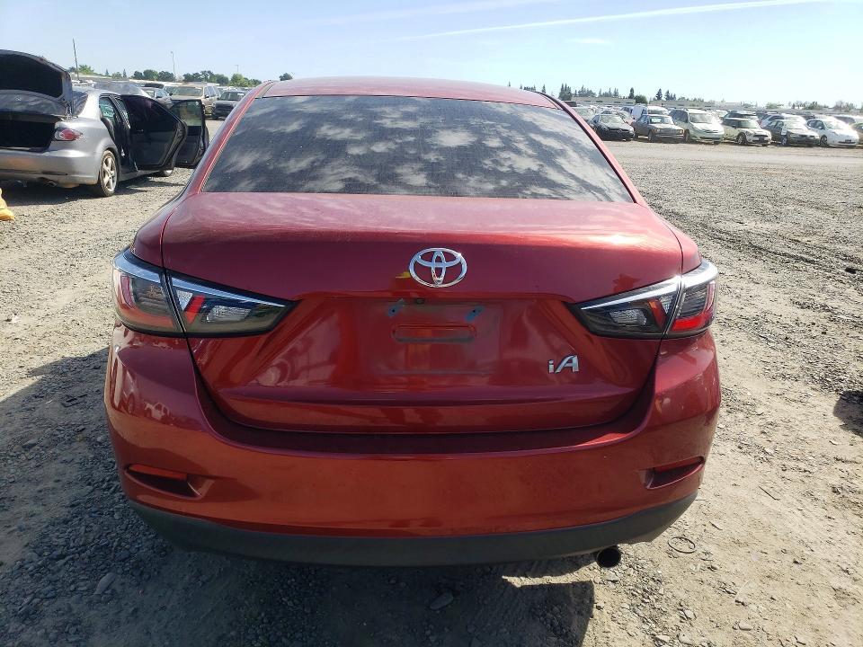 2017 Toyota Yaris ia Base
