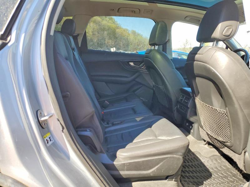 2019 Audi Q7 Premium Plus
