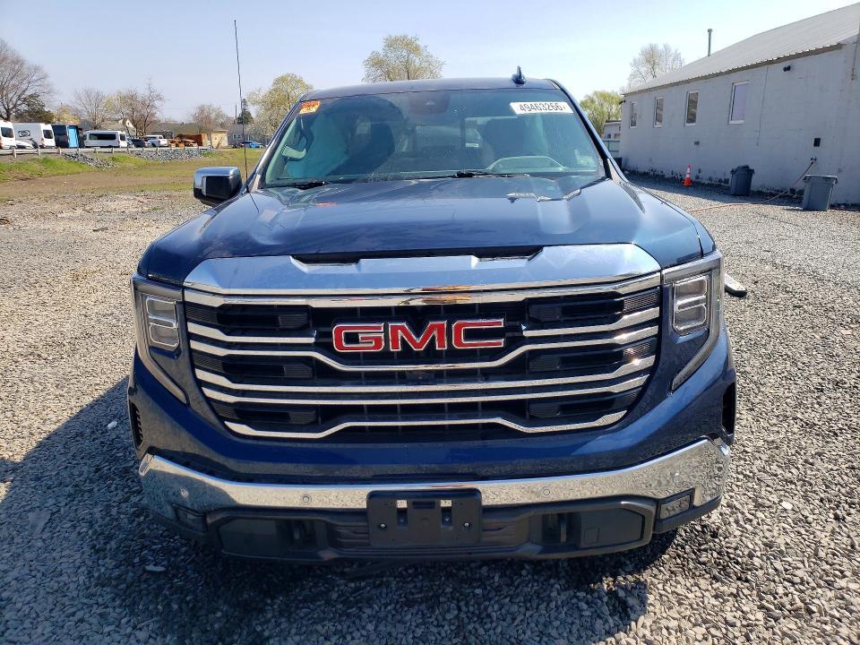 2022 GMC Sierra K1500 SLT
