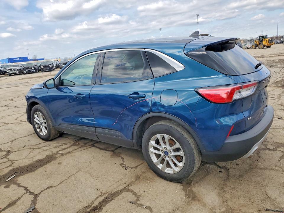 2020 Ford Escape se