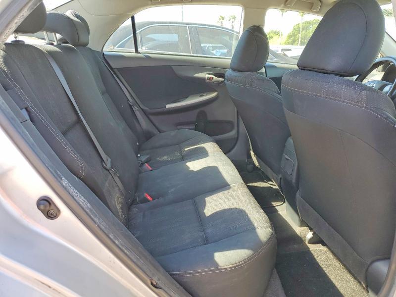 2013 Toyota Corolla s