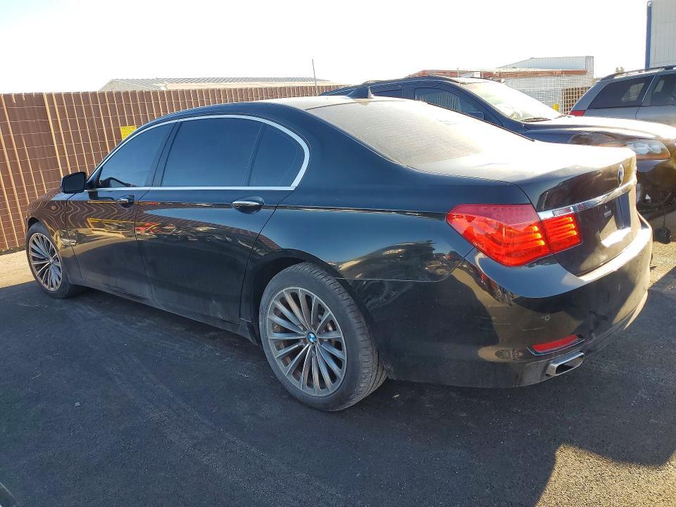 2011 BMW 740 li