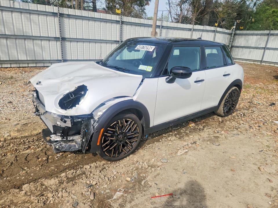 2026 Mini Cooper s