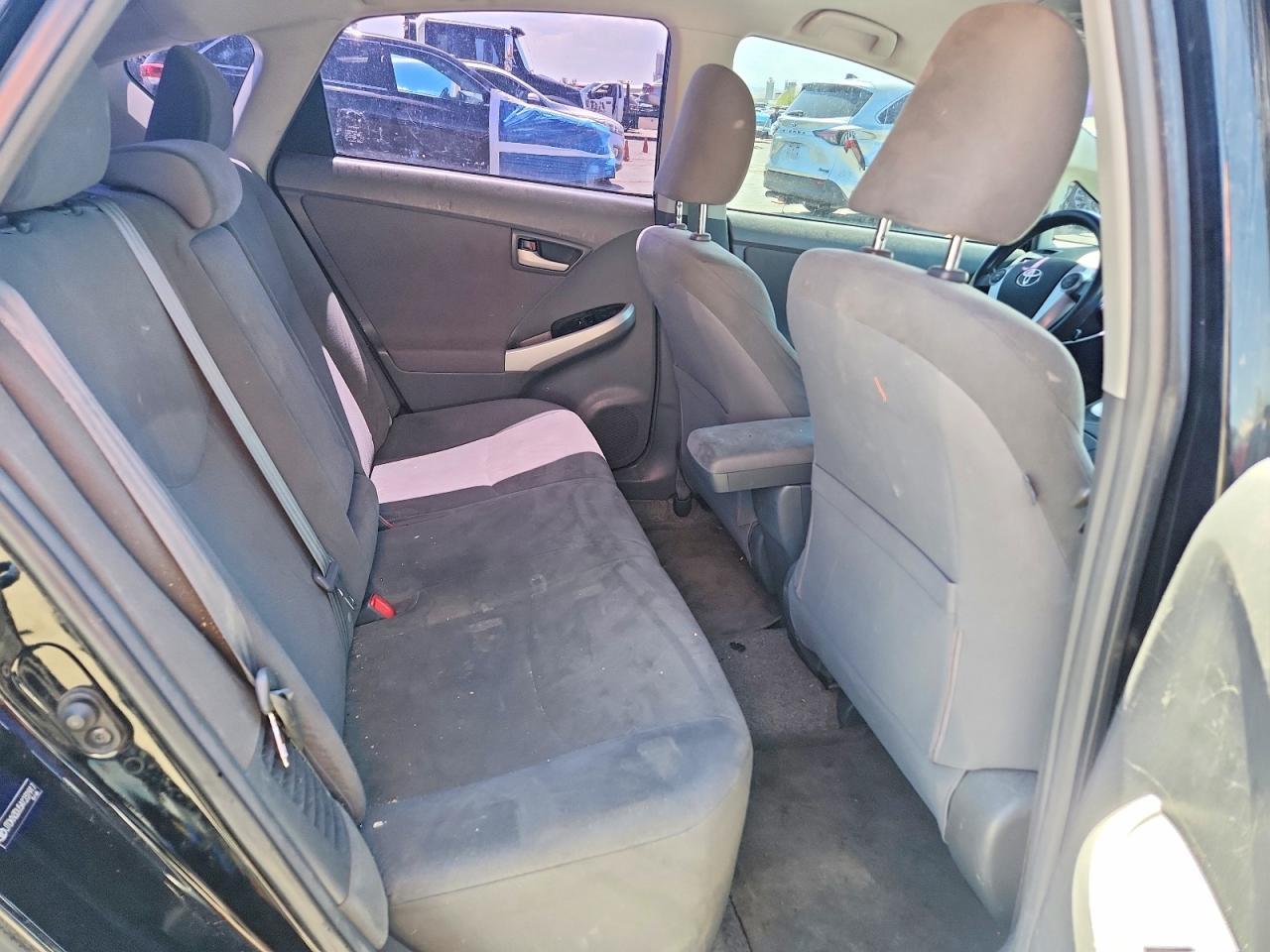 2010 Toyota Prius ii