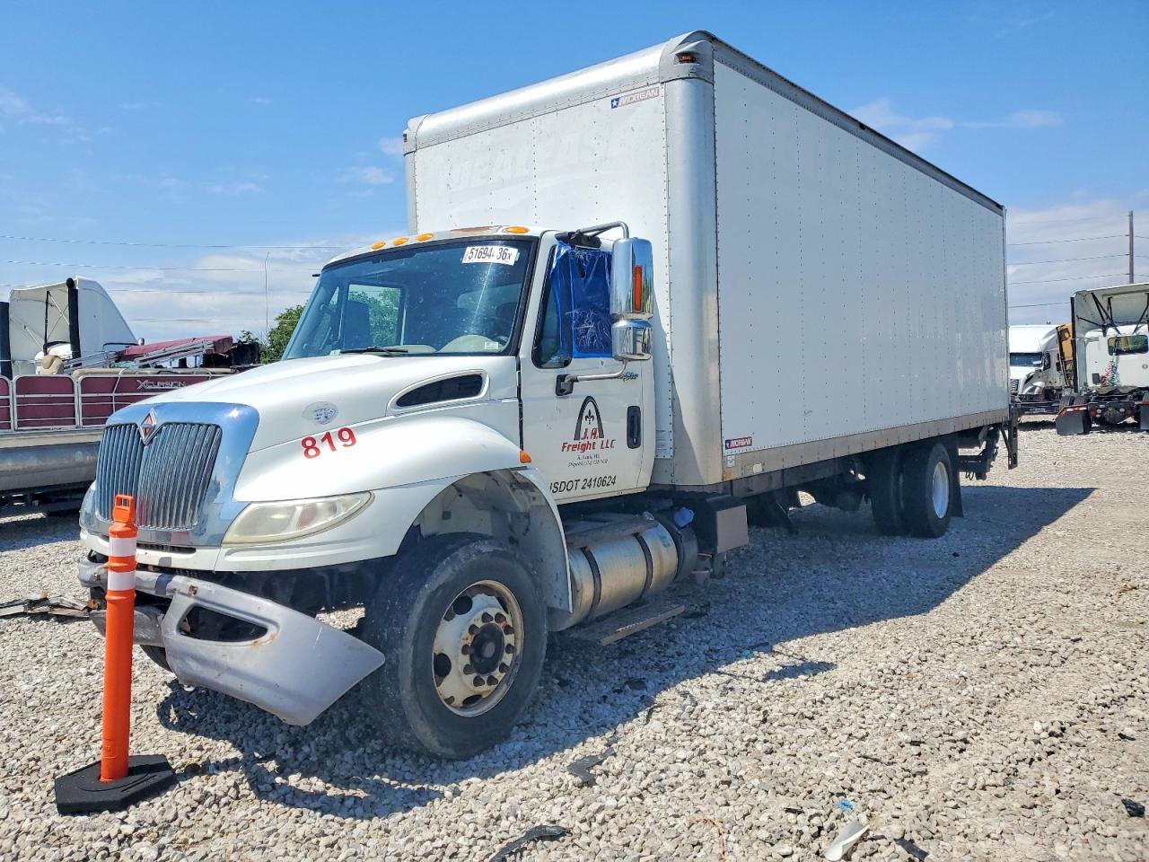 2015 International 4300 BOX Truck