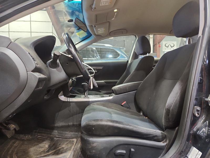 2014 Niss Altima 2.5 sv