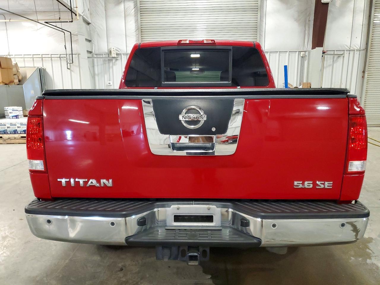2010 Nissan Titan SE