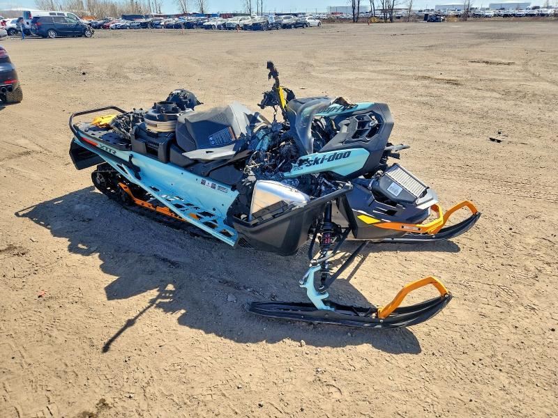 2024 Skidoo Snowmobile
