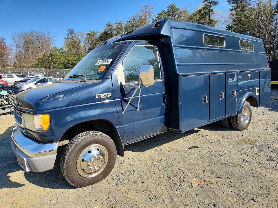 2002 Ford Econoline E350 Super Duty Cutaway Van