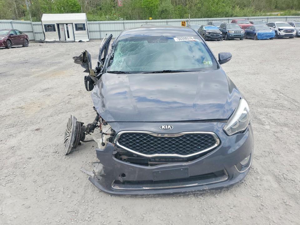 2015 KIA Cadenza Premium