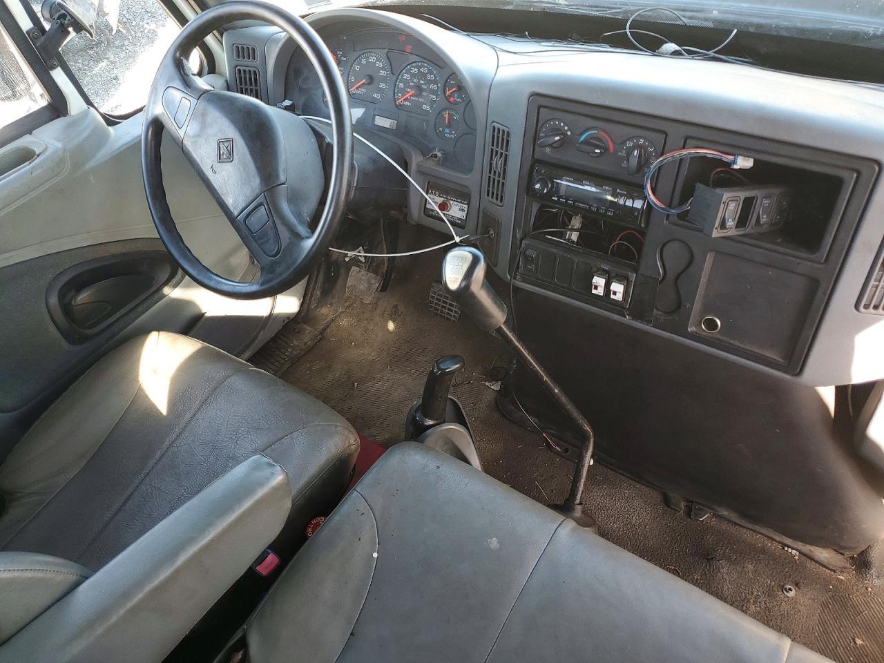 2005 International 4000 4300